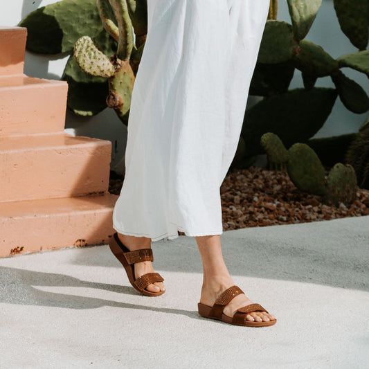 Lifestyle image for Avoca Slide Sandal - Champagne