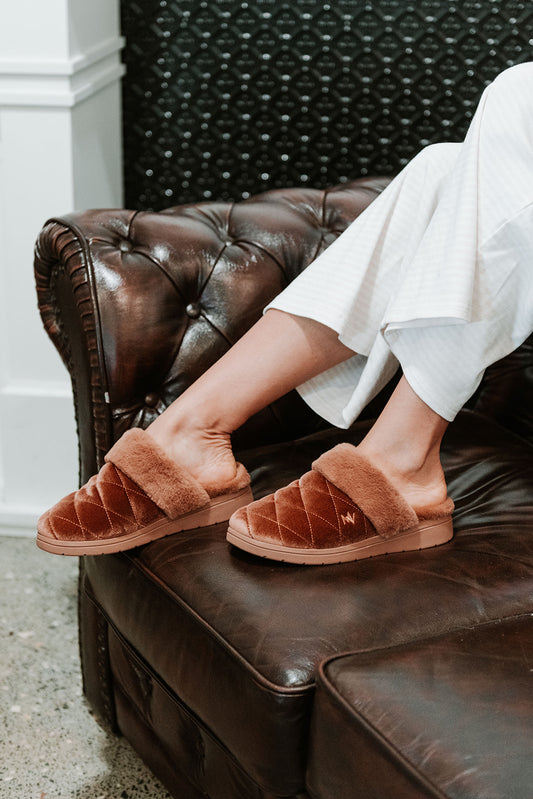 Lifestyle image for Cuddle Slipper - Mink