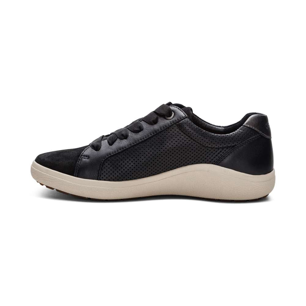 Courtney Lace-up Sneakers - Black