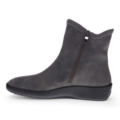 Karla Boots - Grey