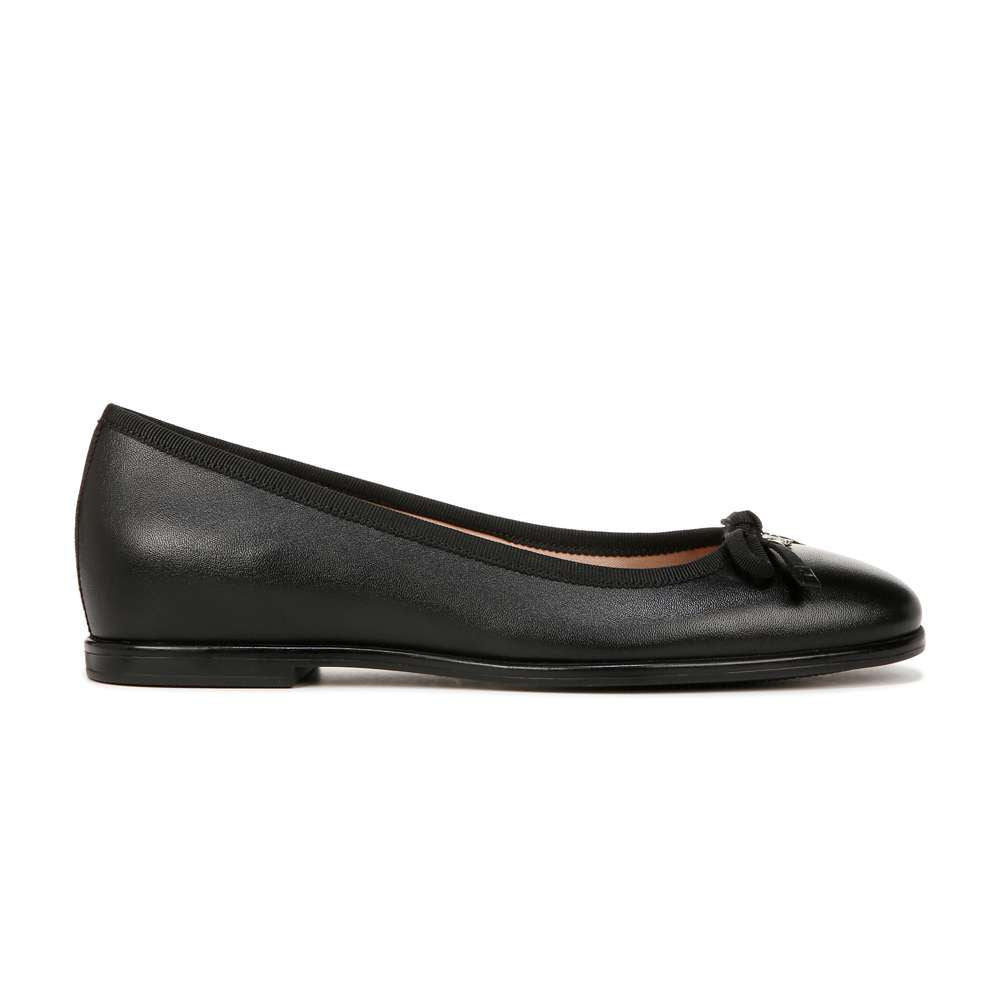 Essential Flat - Black Leather