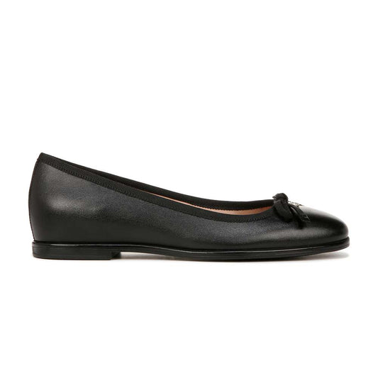 Essential Flat - Black Leather