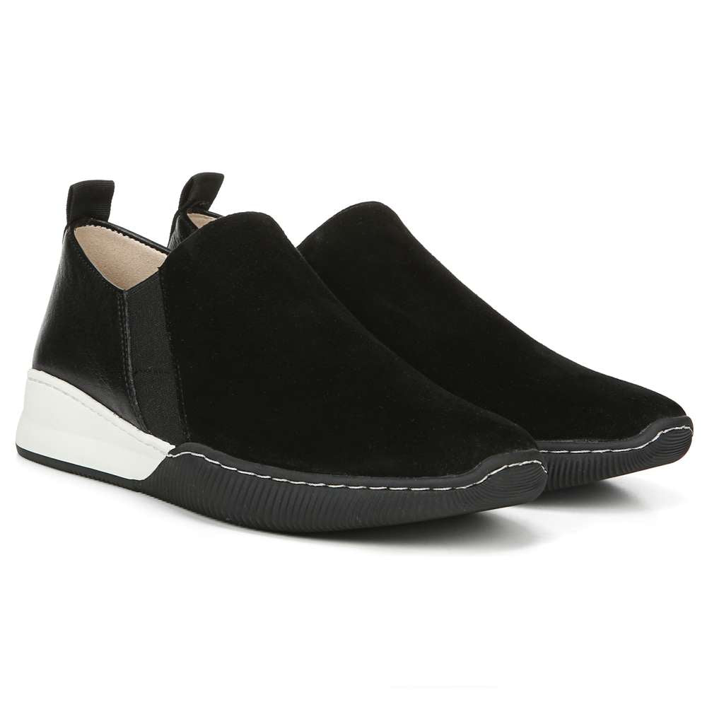 Untold Slip-On Sneaker - Black