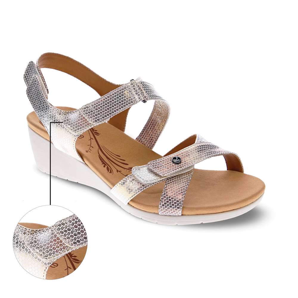 Casablanca Wedge - Metallic Interest
