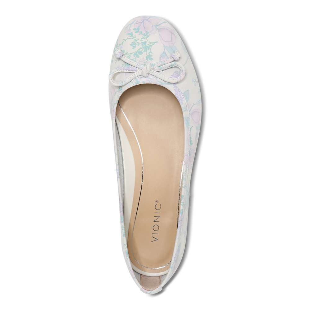 Callisto Floral Flat - Cream Botanical