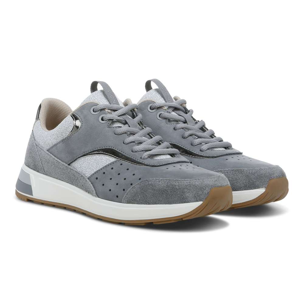 Nova Casual Sneaker - Vapor/Charcoal