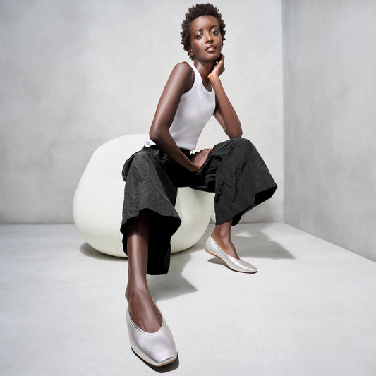 Lifestyle image for Carla Flat - Silver