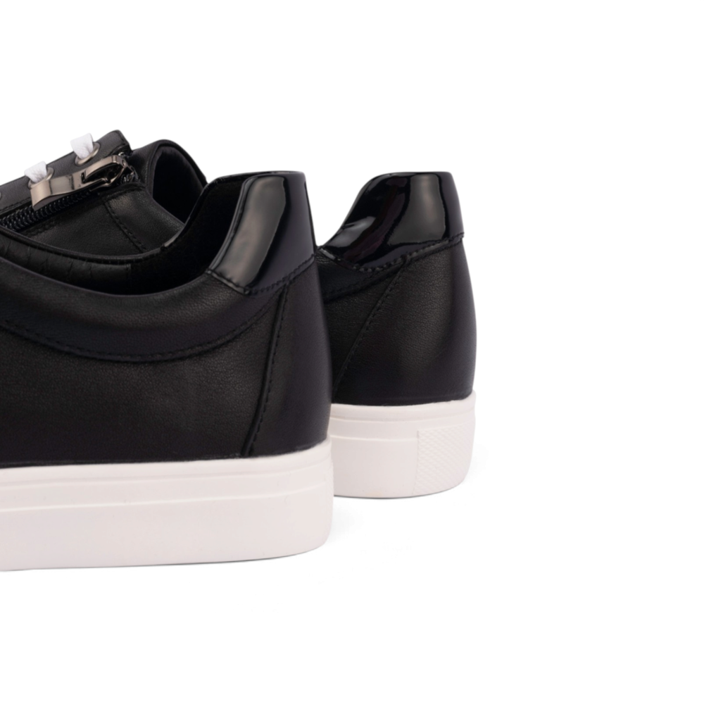 Charlie XW Casual Sneaker - Black