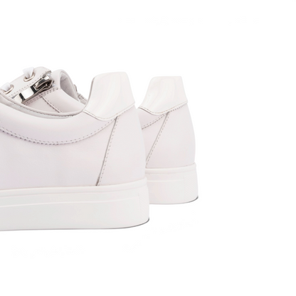 Charlie XW Casual Sneaker - White