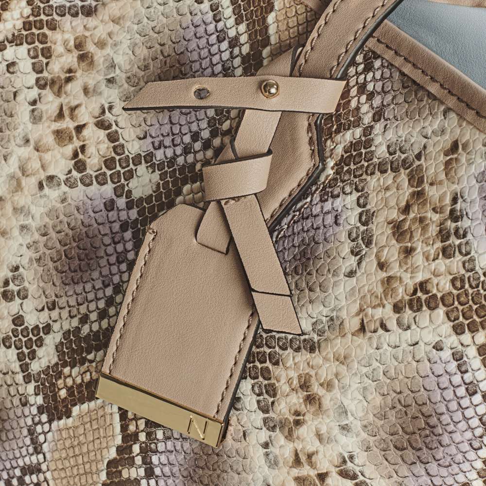 Hamptons Tote Bag - Snake