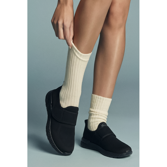 Lifestyle image for Madison Casual Sneaker - Black
