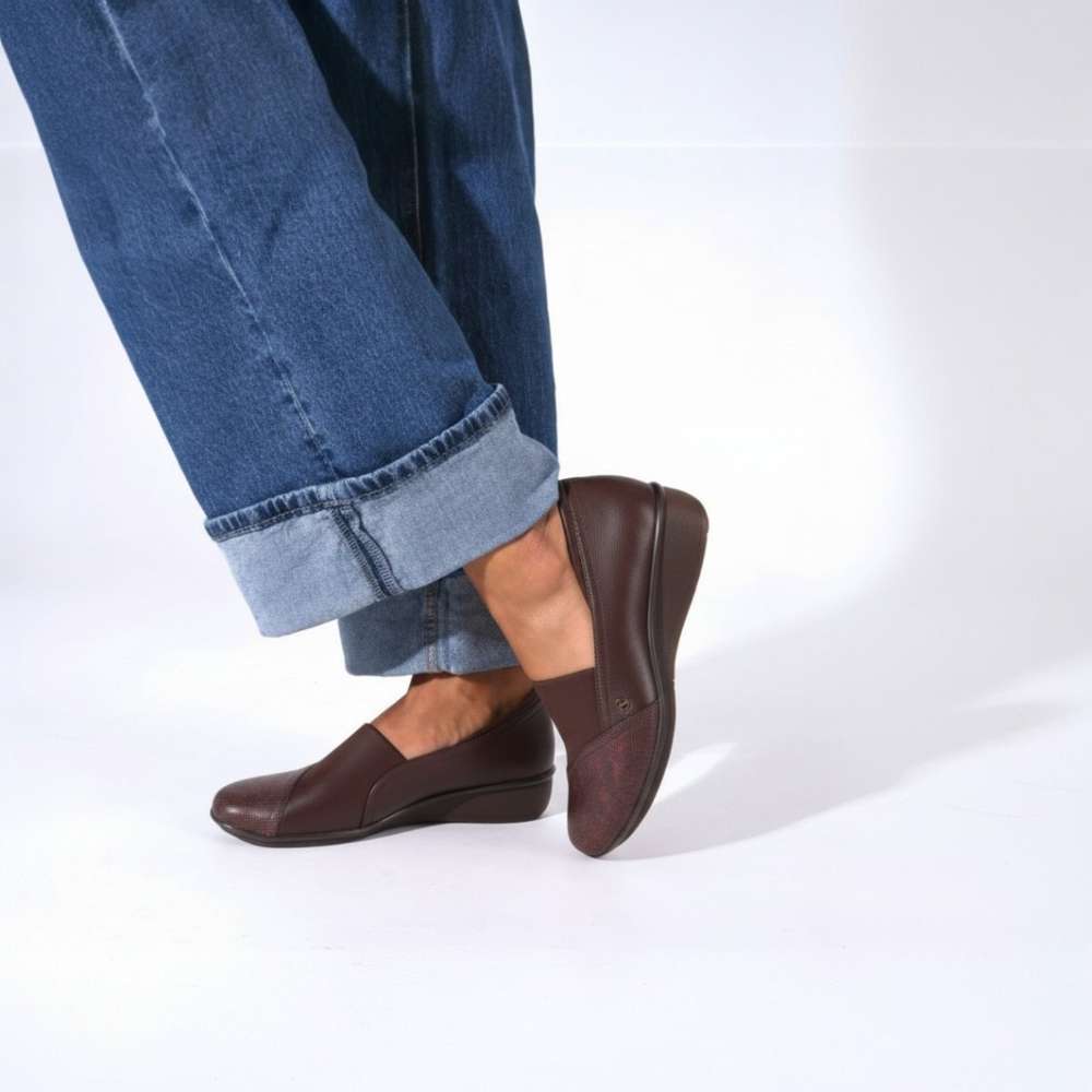 Naples Wedged Loafer - Espresso Angle